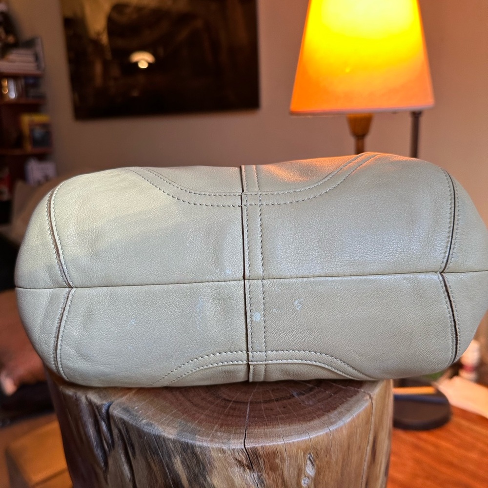 NOT FOR SALE Coach Camel Hobo #954 - Picture 5 of 9